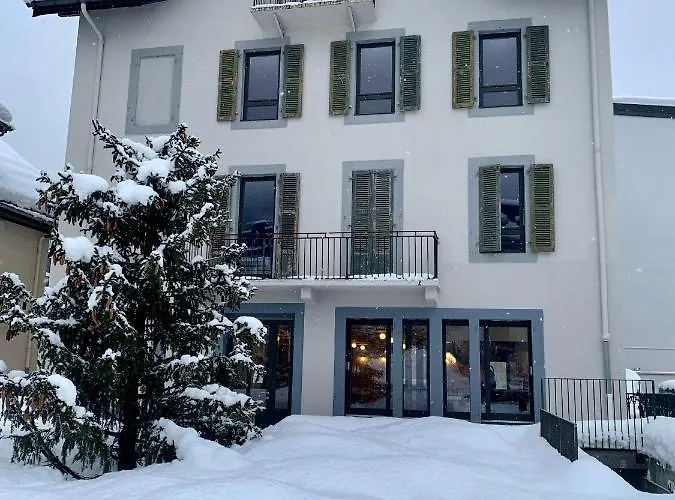 Cosmiques - Centre Hotel 2*