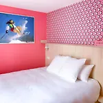 Cosmiques - Centre Hotel 2*