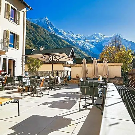 Cosmiques - Centre Szálloda Chamonix